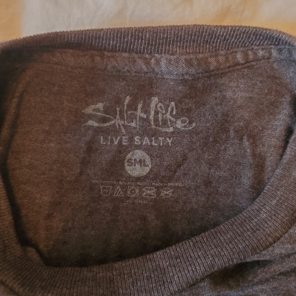 Tshirt - Picture 2 of 3